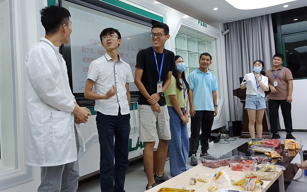 微能信息2020年第三季度生日会-努力奋斗的日子里，感恩有你 (4).jpg